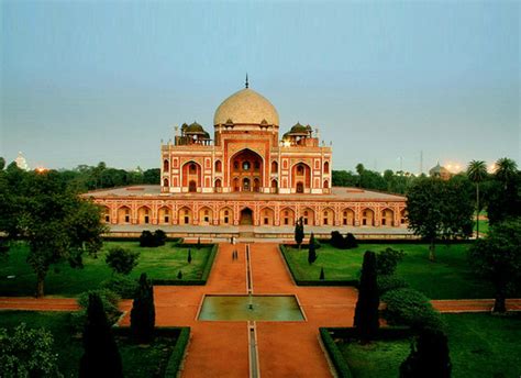 Humayun Tomb Delhi - Architecture, History, Visiting Time