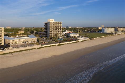 Nautilus Inn | Daytona Beach, FL 32118