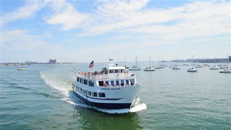 Boston Harbor Cruise Guide: Sightseeing Attractions, Schedule, Tickets ...