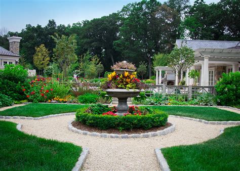 20 Spectacular Residential Landscape Design - Home Decoration and Inspiration Ideas