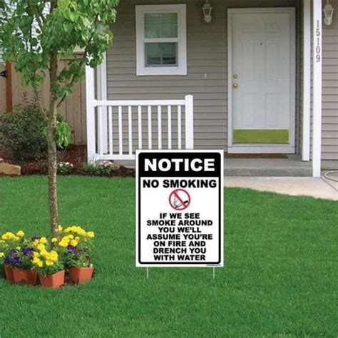 The Most Hilarious and Original Yard Signs You’ve Ever Seen – Herald Weekly