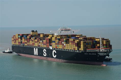 The MSC Oscar just became the world's biggest container ship - Vox