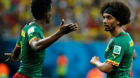 Cameroon’s Benoît Assou-Ekotto headbutts his own teammate during 4-0 ...