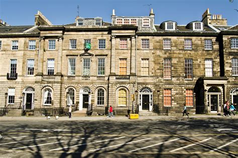 Edinburgh New Town - A Must-Visit Neighbourhood for an Authentic Scottish Experience – Go Guides