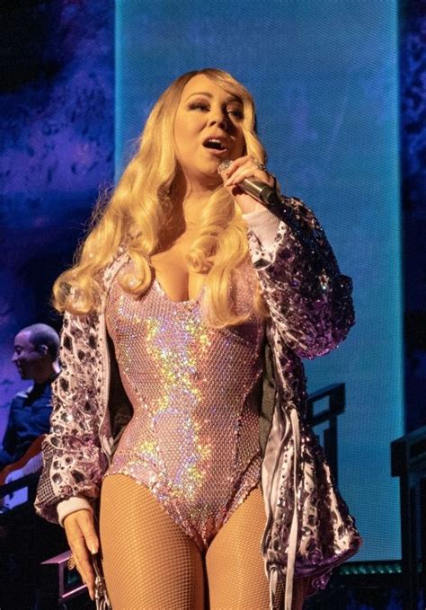 Mariah Carey Performs at Caution World Tour in Milwaukee 03/15/2019 ...