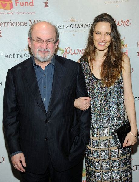 Salman Rushdie Age, Wife, Children, Biography, Facts & More » StarsUnfolded