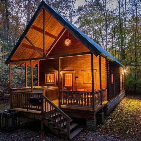 28+ Stunning Tiny Log Cabin Design Ideas that Inspire - Like Design Ideas | Tiny log cabins ...