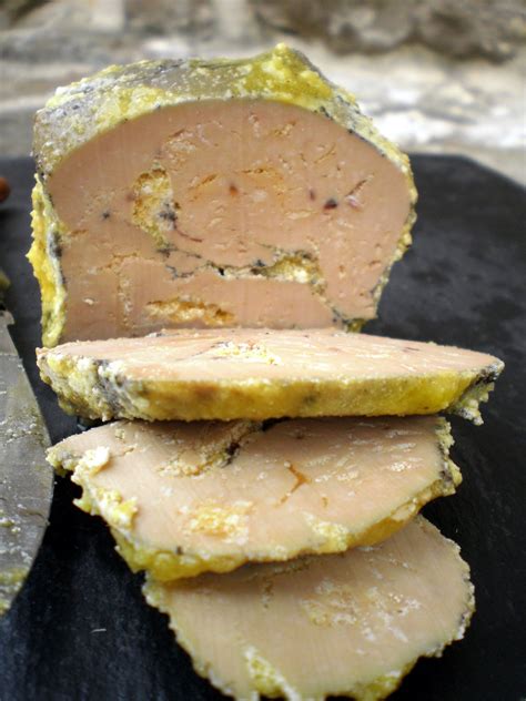 WHAT TO EAT IN FRANCE: HOW TO EAT FOIE GRAS | The Rambling Epicure