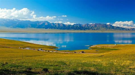 How to travel in Xinjiang- an impressive Far West of China