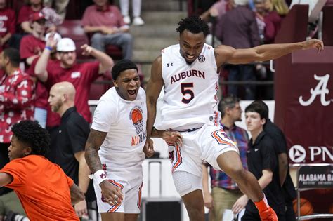 Auburn earns 9-seed, opens 2023 NCAA Tournament against Iowa in ...