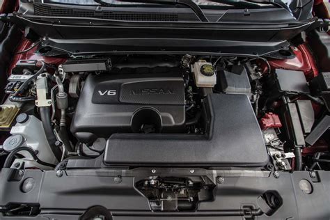 Nissan Pathfinder V6 Engine