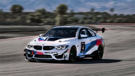 BMW's M4 GT4 School Puts You In a Real-Deal Race Car