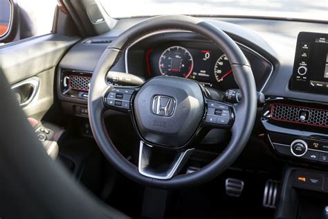 2022 Honda Civic Si's Interior Respects Its Driver