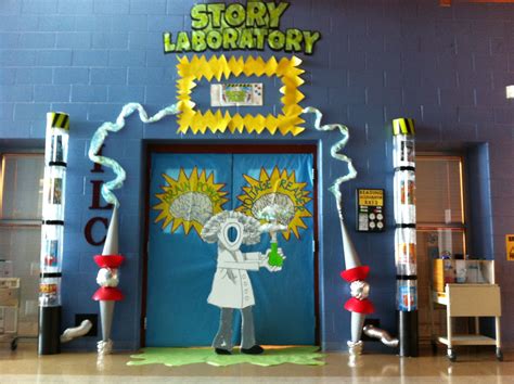 Pin by Norma Vieke on SUMMER READING DECORATIONS | Science lab ...