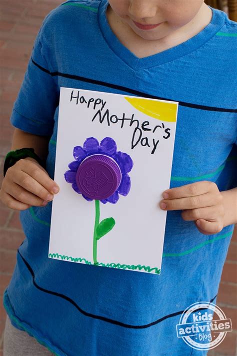 Easy Mother's Day Card Idea Kids Can Make | Kids Activities Blog