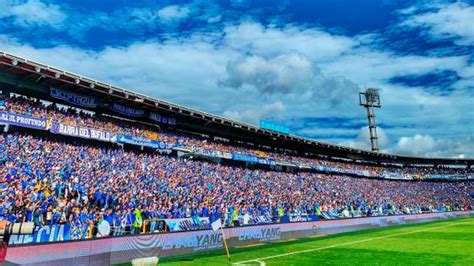 ¿Qué pasó entre hinchas de Millonarios y jugadores antes del clásico ...