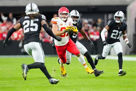 Travis Kelce Got Into a Skirmish During Chiefs’ Win Over Raiders, and ...