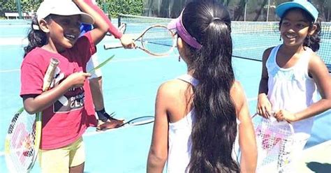 Beginner Kids Tennis Lessons - Events for Kids near me | 4kids.com