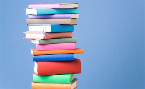 How Many Books Does the Average American Read Per Year? | KCM