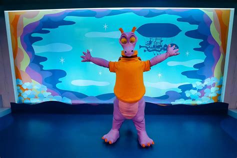 Meet Figment at Epcot (Wait Times, Location, and Tips)