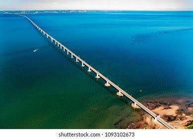 Aerial Confederation Bridge Pei Canada Stock Photo 1093102673 ...