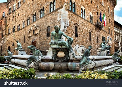 The Fountain Of Neptune In Piazza Della Signoria, Florence, Italy Stock ...