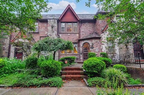 NYC Townhouses Under $1M: Yes, They Do Exist! | StreetEasy