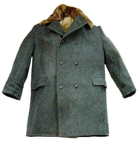 |英汉-汉英词典 coat是什么意思_coat的中文