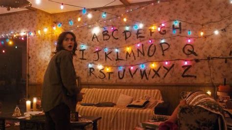 DIY 'Stranger Things' lights are here just in time for Halloween | Mashable