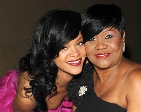 Rihanna & Mother! Black Celebrities, Famous Celebrities, Celebs ...