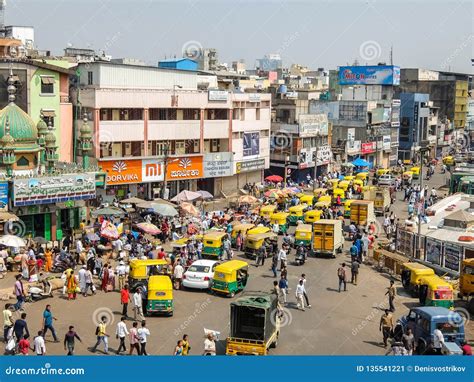 Crowded Street View in Bangalore Editorial Photo - Image of asian ...