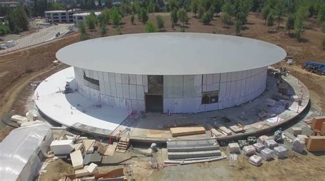 Drone flyover video reveals Apple Park progress over past year | Cult ...