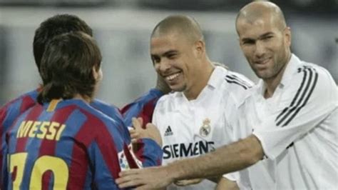 The only time that Messi has asked to swap shirts | Lionel messi, Messi and ronaldo, Messi