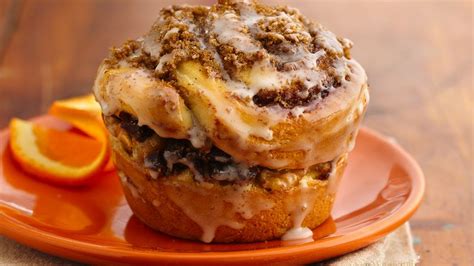 Persian Date-Filled Cinnamon Roll Muffins Recipe - Tablespoon.com