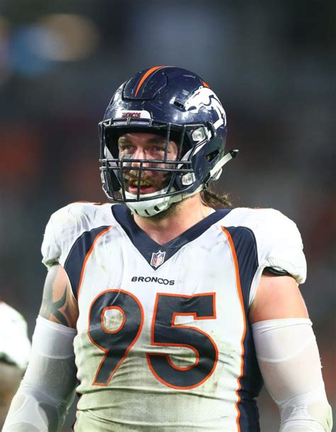 Derek Wolfe Hopes To Stay With Broncos