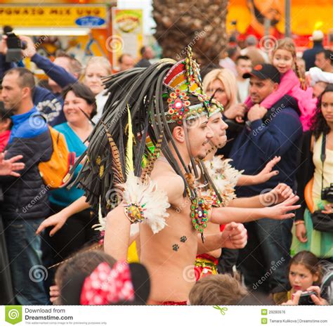 SANTA CRUZ, SPAIN Carnival Parade 2013 Editorial Photo - Image of carnaval, happy: 29280976