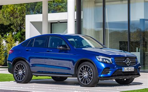 The 2017 Mercedes-Benz GLC300 Coupe Is the Cute 'Ute for Urban Fashion ...