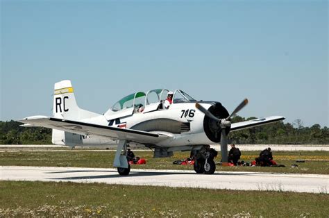 Airplane At Air Show Free Stock Photo - Public Domain Pictures