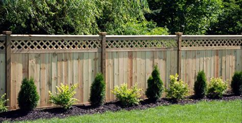 55 Lattice Fence Design Ideas (Pictures of Popular Types) - Designing Idea