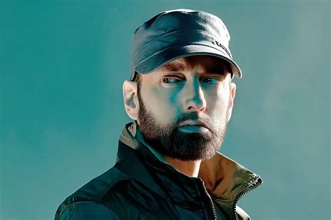 Eminem's Epic Beard Style: A Rapper's Bold New Look! - 2024