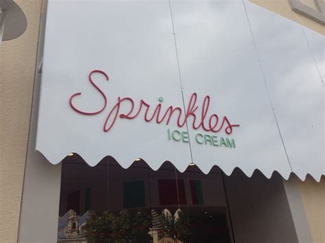 Sprinkles Ice Cream Menu With Prices [Updated January 2024] - TheFoodXP