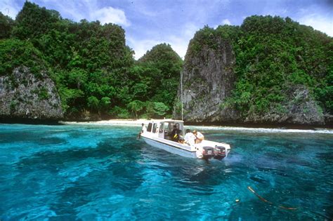 Indonesia Wonderful Asia: Raja Ampat Islands