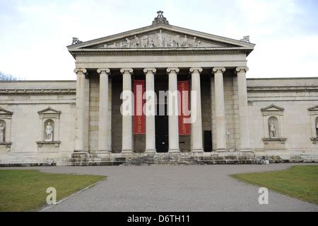 Glyptothek, architecture by Leo von Klenze, Munich, Bavaria, Upper ...