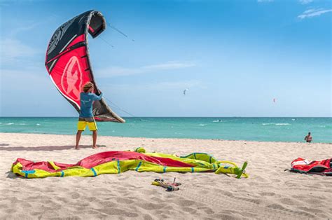 The Best Kiteboarding Spots in the USA (With a Few Surprises)