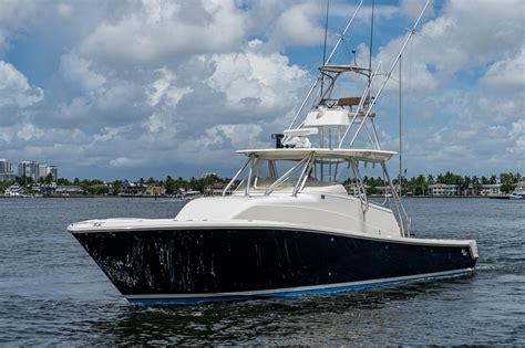 Yacht for Sale | 43 Seavee Yachts Fort Lauderdale, FL | Denison Yacht Sales