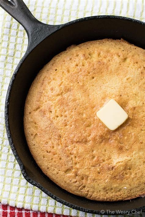 Perfect Southern Cornbread Recipe - The Weary Chef