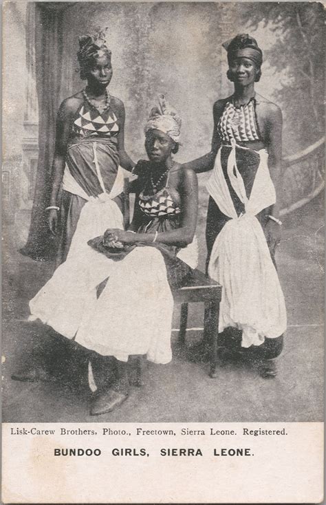 Witness the pride and elegance of West African photo portraits from the past 100 years — Quartz ...