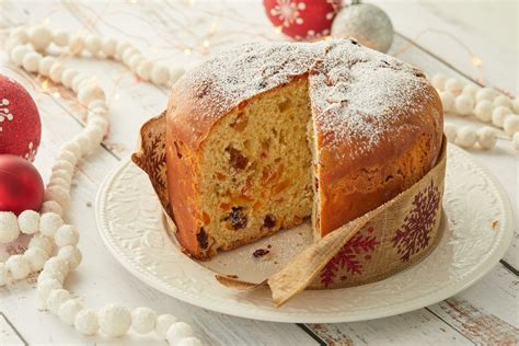 Panettone Recipe (Italian Christmas Bread) | Bigger Bolder Baking