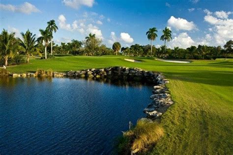 Jacaranda Golf Club is one of the very best things to do in Fort Lauderdale