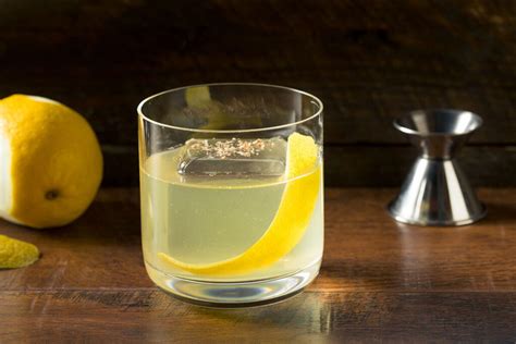 How To Make Milk Punch - Casual Mixologist